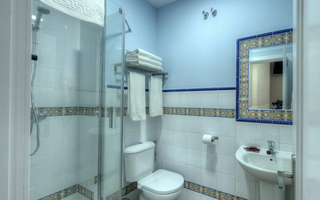 Hotel Doña Lina