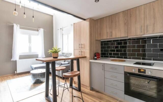 Industrial Loft near Seaside W 200Mbps