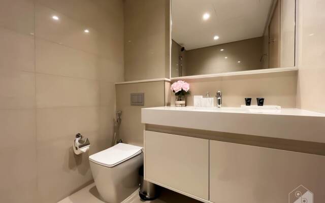 Ultimate Luxury in the Heart of Downtown