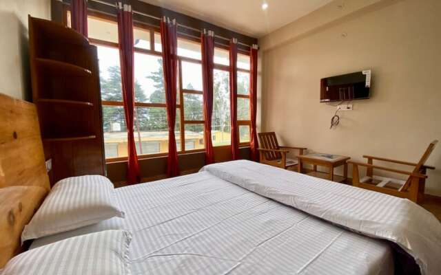 Goroomgo Mansarovar Inn Munsyari