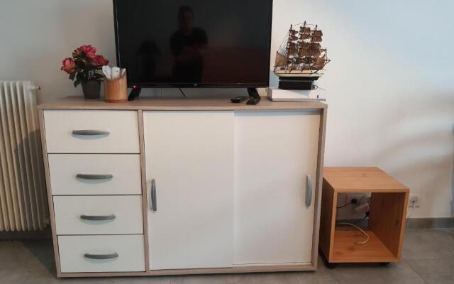 Port Vauban appartement F3 refait à neuf