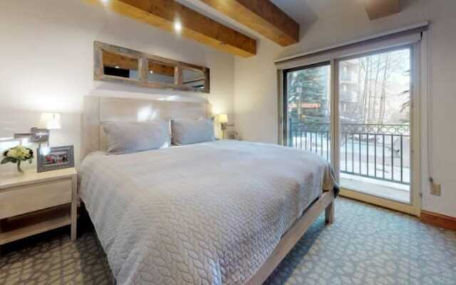 Landmark Condos 2 Bedroom in Lionshead Village