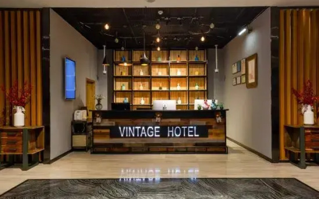 Vintage Hotel
