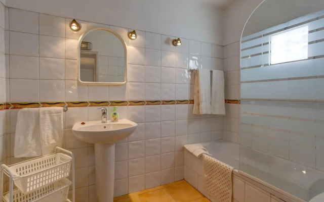 Montenegro Superbly Located Family Vila W