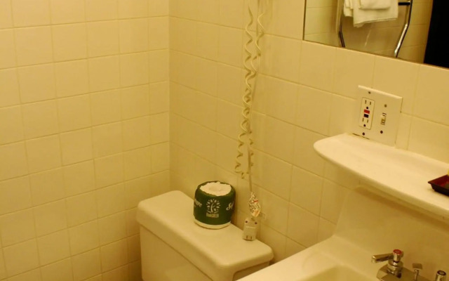 Touchstone Hotel - City Center