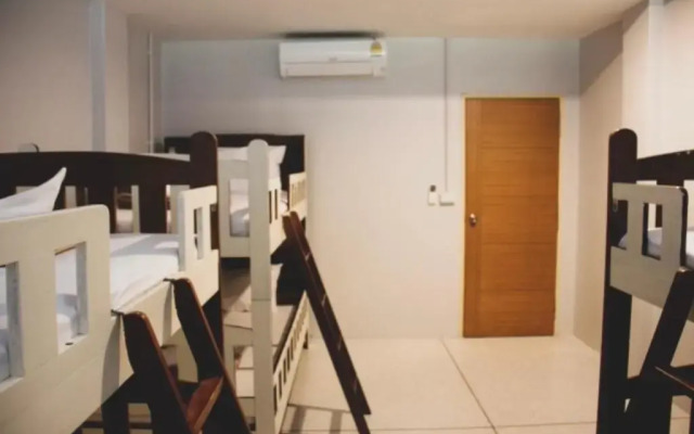 Ler Hostel 65