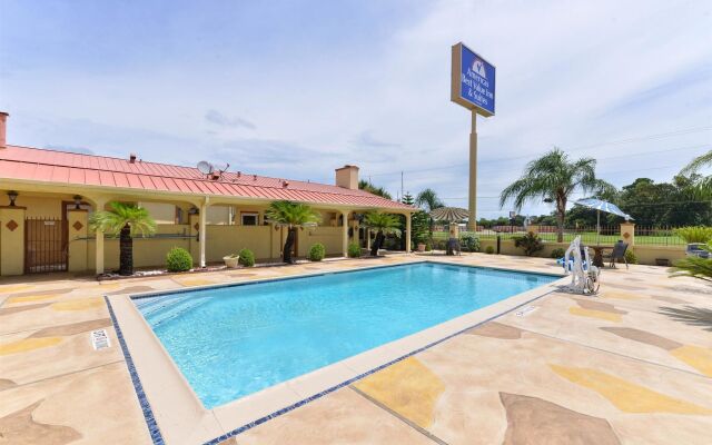 Americas Best Value Inn & Suites Alvin Houston