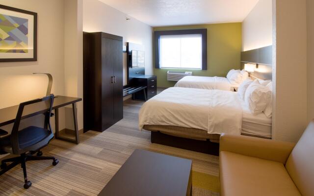 Holiday Inn Express Hotel & Suites Le Mars, an IHG Hotel