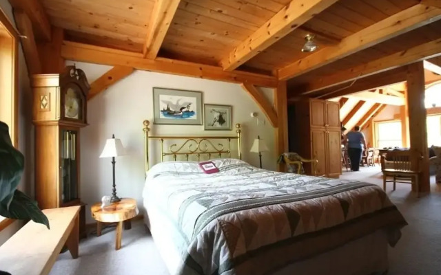 Sunny Rock B&B Haliburton