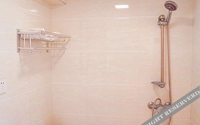Sunshine 168 Hotel (Chuhe Han Street Subway Station)