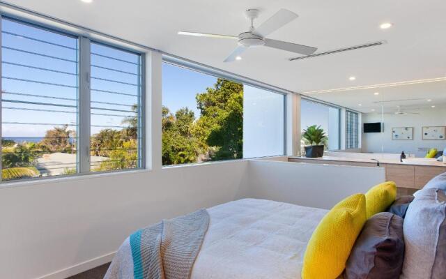 Bluey's Beach House - 5 Bedroom