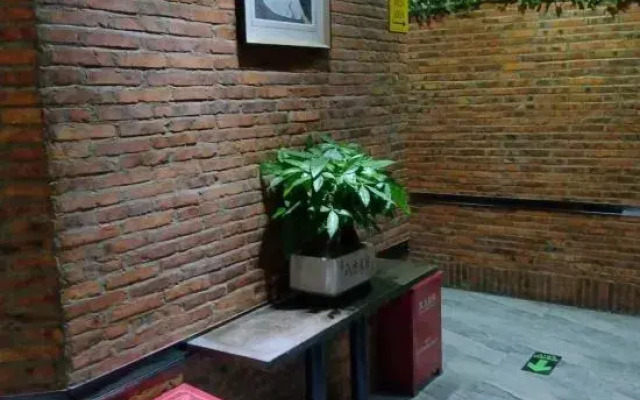 Shenzhen honeyworks homestay