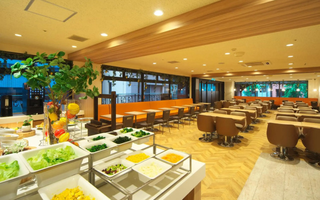 Yokohama Heiwa Plaza Hotel