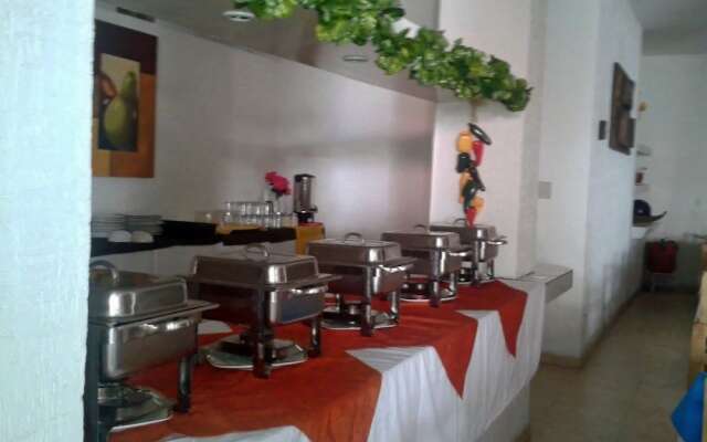 Hotel Marlyn Downtown