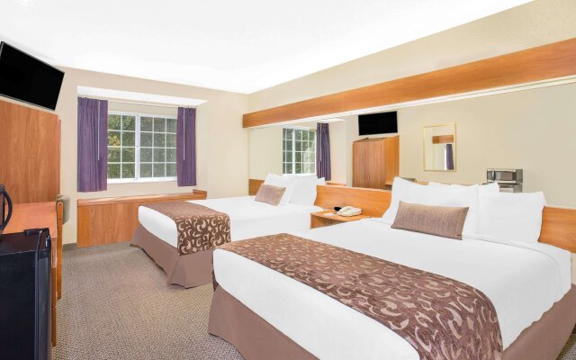 Microtel Inn & Suites by Wyndham Beckley East
