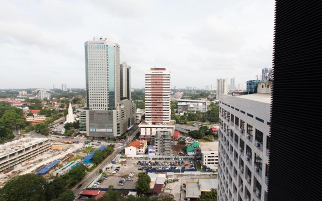 Modern, High Floor Suasana Suites 05 in JB – Outside – Johor Bahru