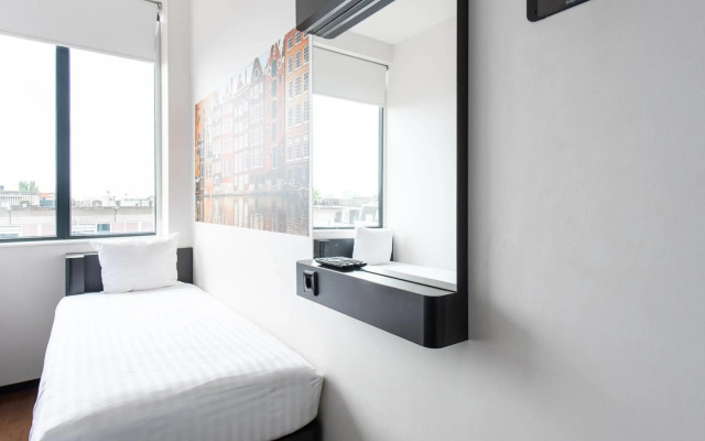 easyHotel Amsterdam City Centre South