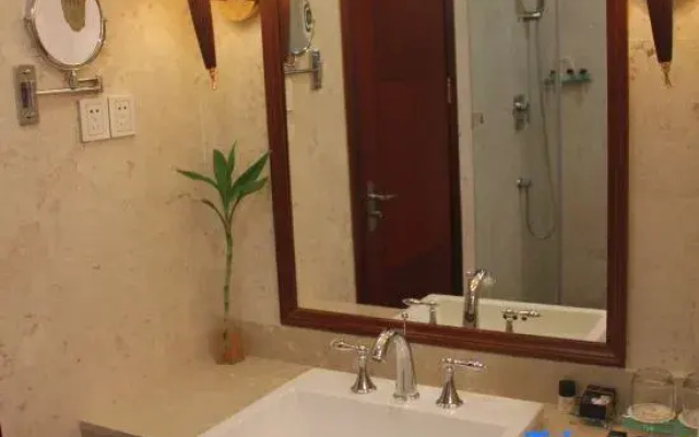 Luhushan Hotel