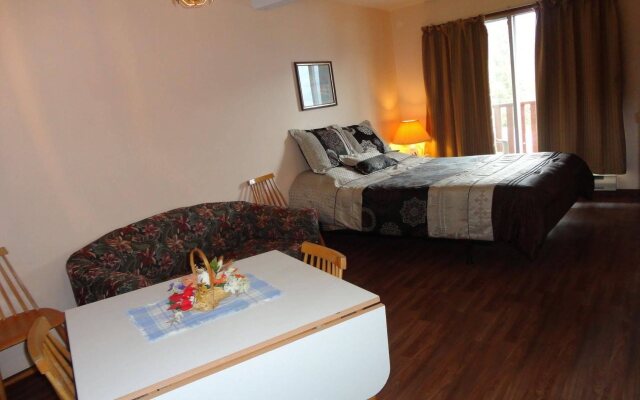 The Mermaid Lodge & Motel