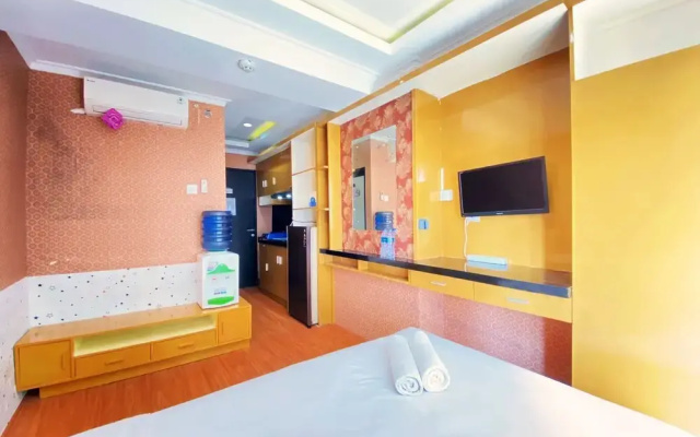 Cozy Studio At Grand Asia Afrika Apartment