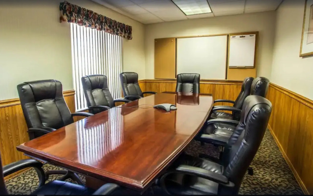 Comfort Inn & Suites Geneva - West Chicago