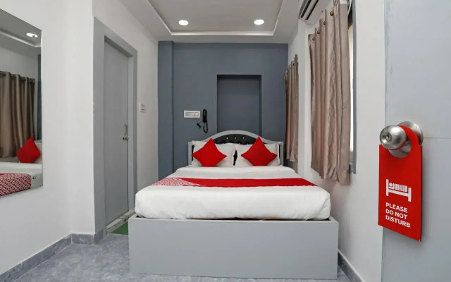 Upasana Guest House By OYO Rooms