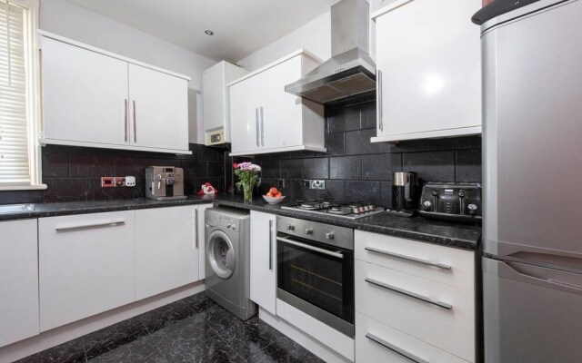 Beautiful 2BD Flat in West Didsbury