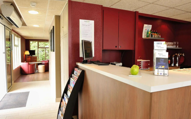 Campanile Saint Quentin