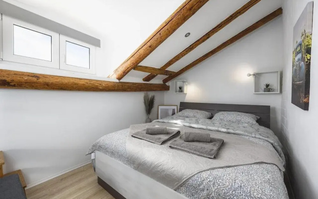 Cozy Apartment for Smaller Groups