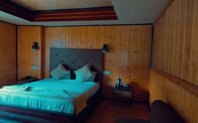 Rufina Lachung's Pride & SPA
