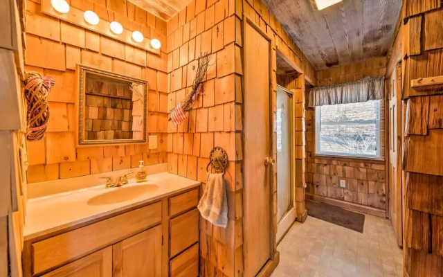 Secluded Spragueville Cabin by ATV Trails & River!