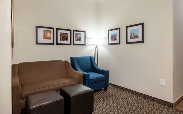 Comfort Suites Troy-I75