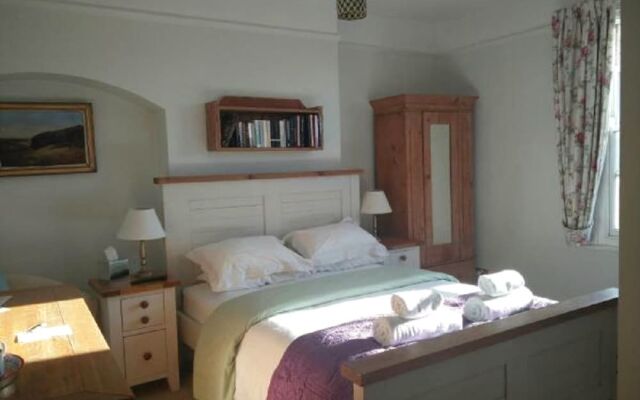 Winton House