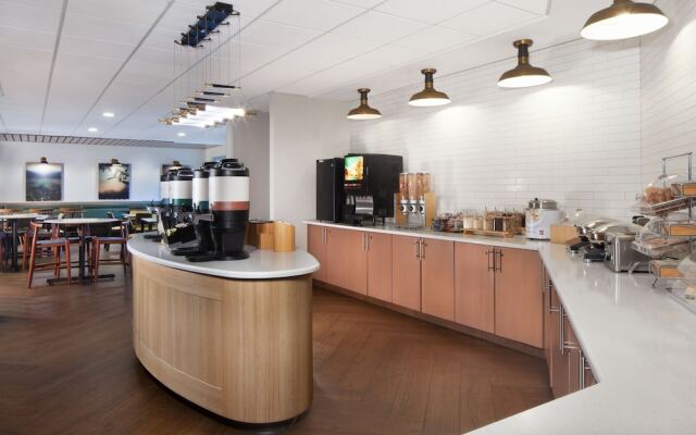 Wingate by Wyndham Charleston