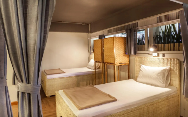 Metro Pratunam Boutique Hotel