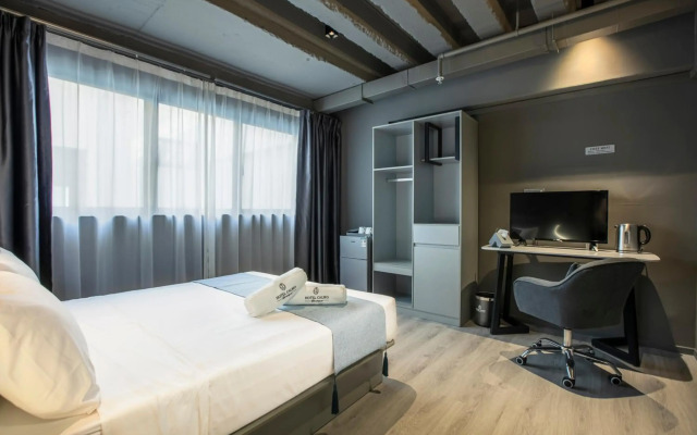Hotel Calmo Bugis