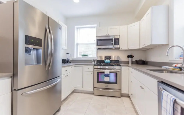 2342 Catharine