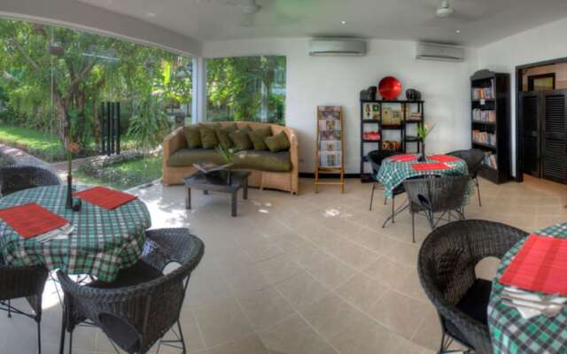 Dechasey Residence
