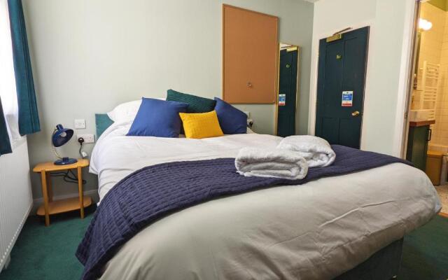 The Stirling Arms Pub & Rooms