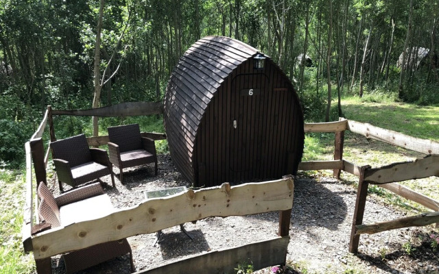 Edinburgh Cabin Camping