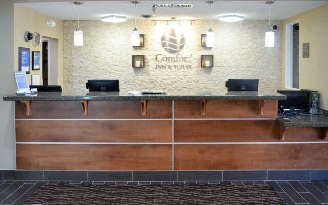 Holiday Inn Express Junction City