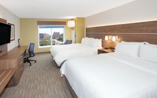 Holiday Inn Express & Suites Downtown Ottawa East, an IHG Hotel