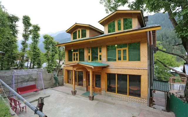 OYO 9083 Hotel New Tourist Palace