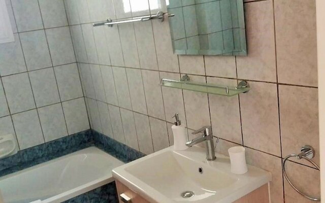 206 Sunrise Beach Apartment