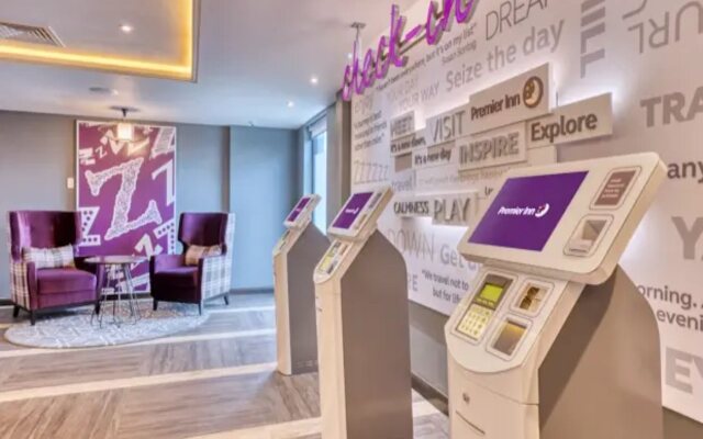 Premier Inn Milton Keynes Central (Avebury Boulevard)