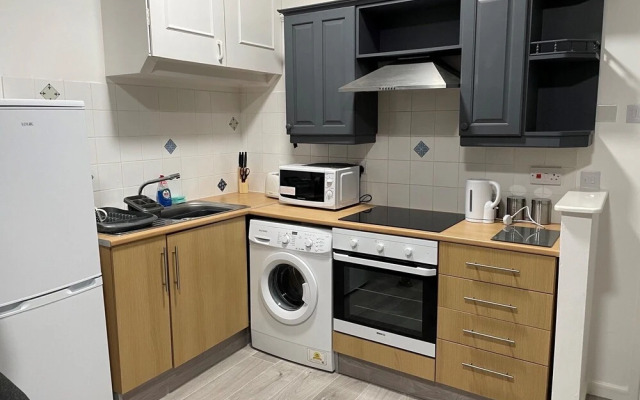 Central Plymouth Apartment