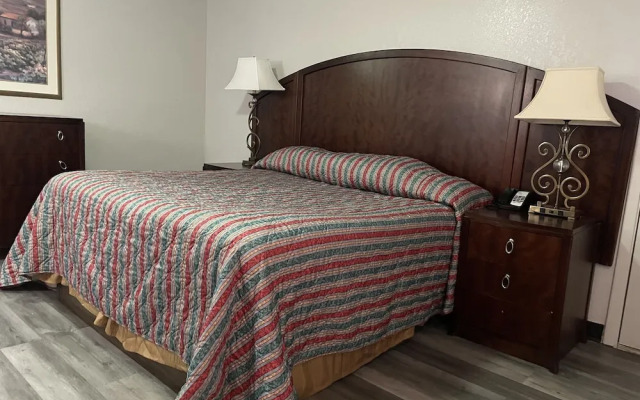 Travelodge By Wyndham Farmington Hwy 64