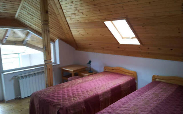 Pandea Guest House