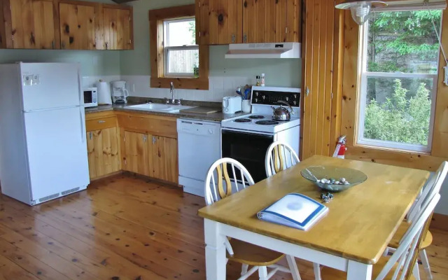 Larinda's Landing Oceanfront Cottages