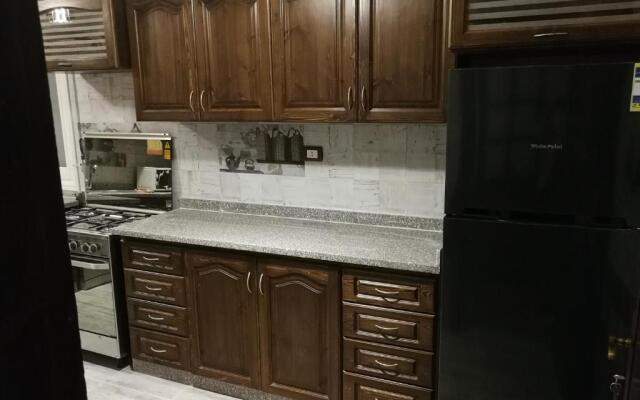 Luxury three bedroom apartment in degla maadi